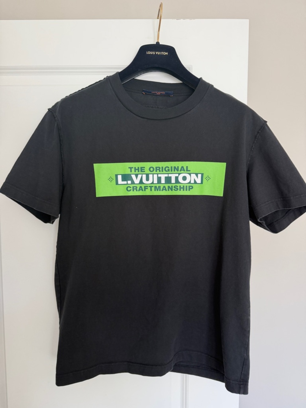 Authentic 22SS Louis Vuitton Unisex LV Logo Print T-shirt